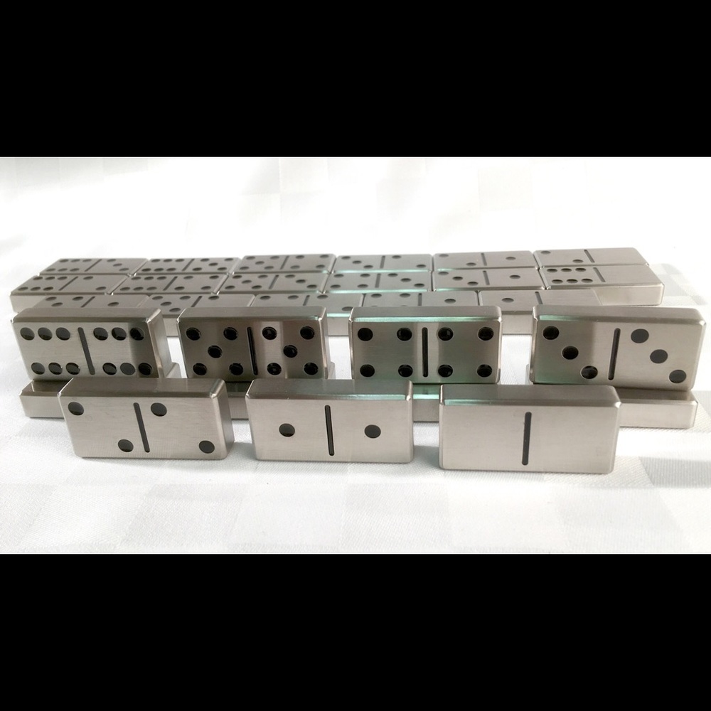 Set of double 6 dominoes. - Picture 3 of 6